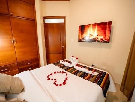 Tourist House Suites 2 Otavalo Exteriör bild
